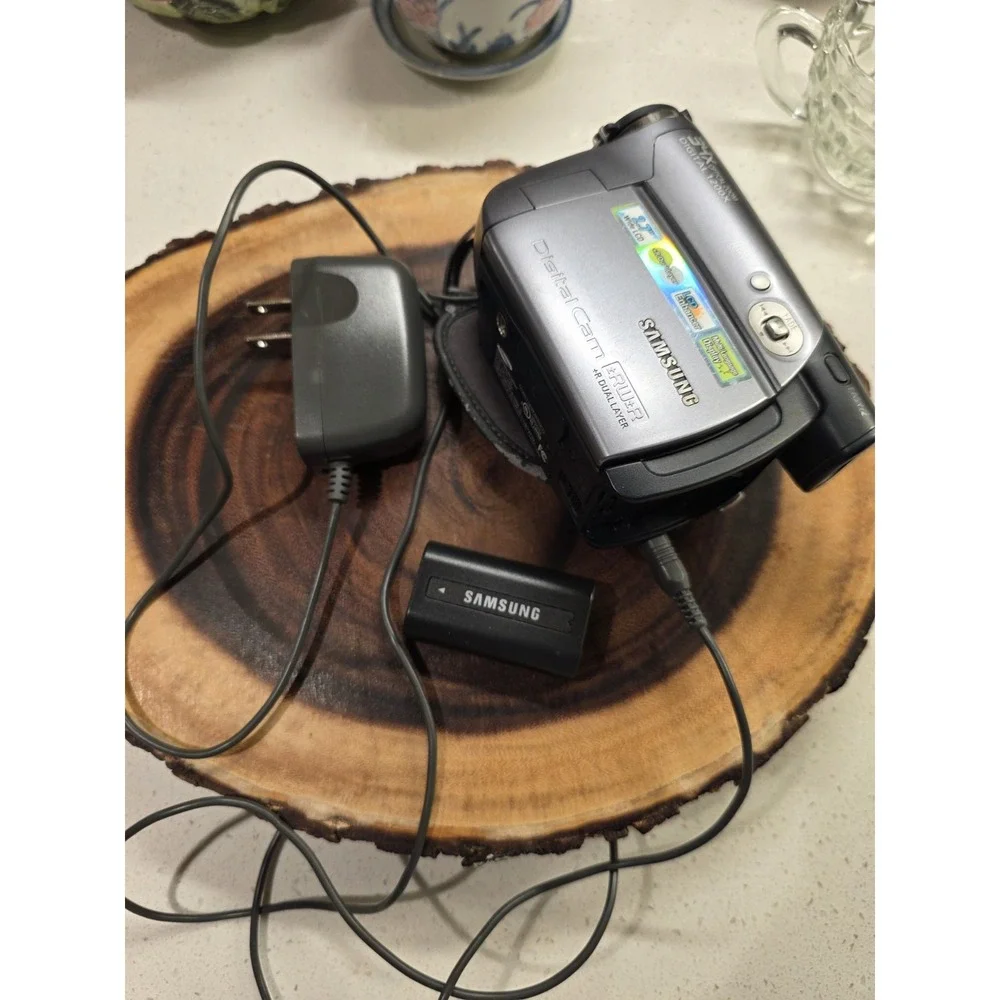 Samsung SC-DC173U 34x Optical Zoom 1200X Digital Cam Recorder.